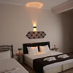 Colina Stone House Hotel *