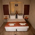 Hotel Colina Stone House *