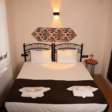 Colina Stone House Hotel