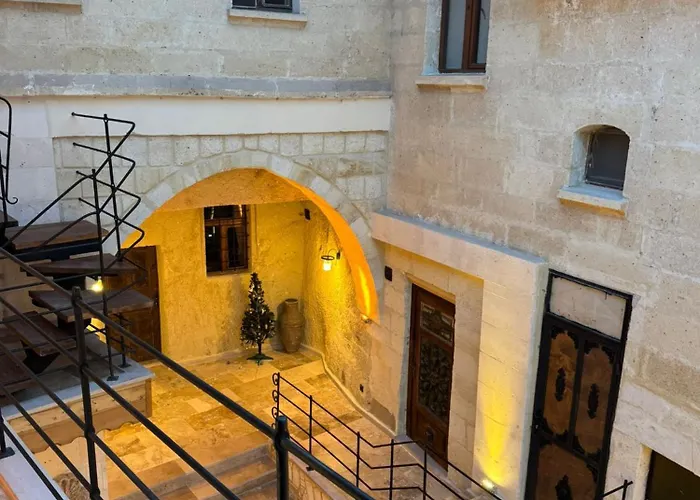 Colina Stone House Hotel *