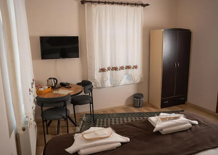 Colina Stone House Hotel